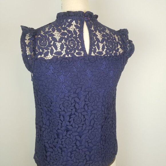 Pretty Navy Blue Sleeveless Lace Blouse by Monteau Small NEW without Tags - Picture 3 of 7
